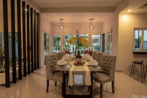 4 bedrooms Villa in South Kuta, Badung, Indonesia No. 7821 7