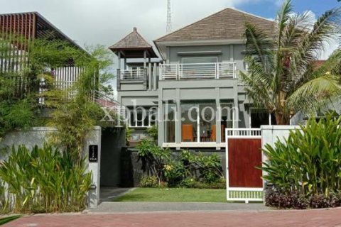 4 bedrooms Villa in South Kuta, Badung, Indonesia No. 7821 8