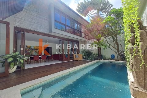 4 bedrooms Villa in Tibubeneng, Badung, Indonesia No. 12956