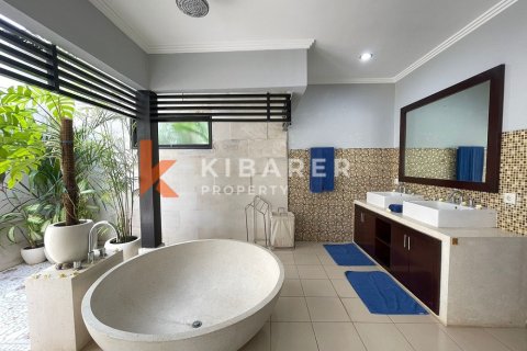 3 bedrooms Villa in Badung, Indonesia No. 12954 7
