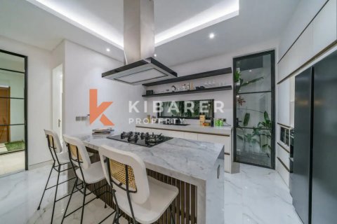 Вилла с 3 спальнями в Kerobokan, Бадунг, Индонезия № 12953 8