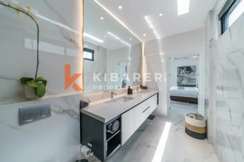 Вилла с 3 спальнями в Kerobokan, Бадунг, Индонезия № 12953 18