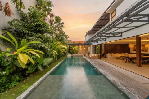 4 bedrooms Villa in Tibubeneng, Badung, Indonesia No. 10341 2