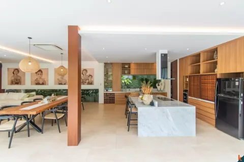 4 bedrooms Villa in Tibubeneng, Badung, Indonesia No. 10341 14