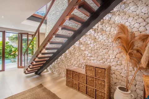 4 bedrooms Villa in Tibubeneng, Badung, Indonesia No. 10341 23