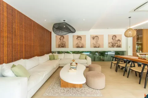4 bedrooms Villa in Tibubeneng, Badung, Indonesia No. 10341 5