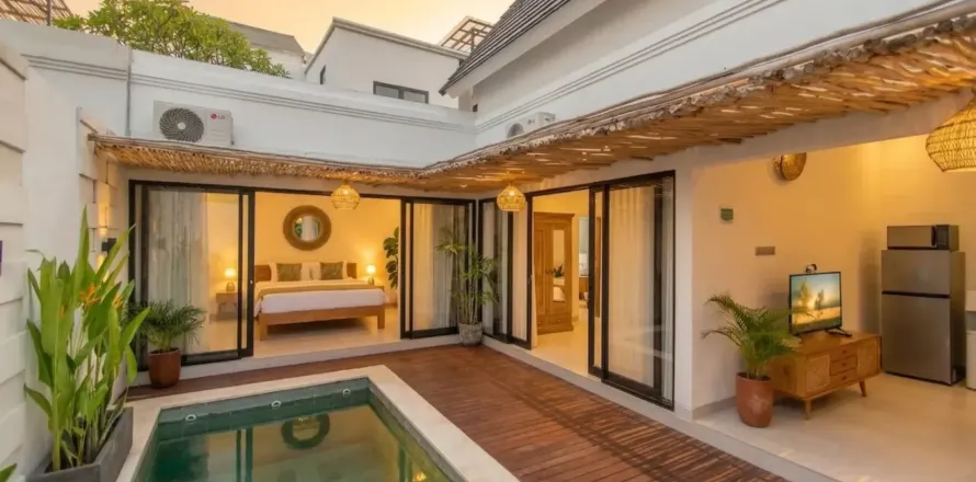 2 bedrooms Villa in Seminyak, Badung, Indonesia No. 10336