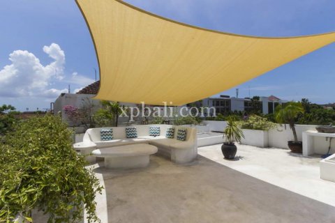 4 bedrooms Villa in Seminyak, Badung, Indonesia No. 343 3