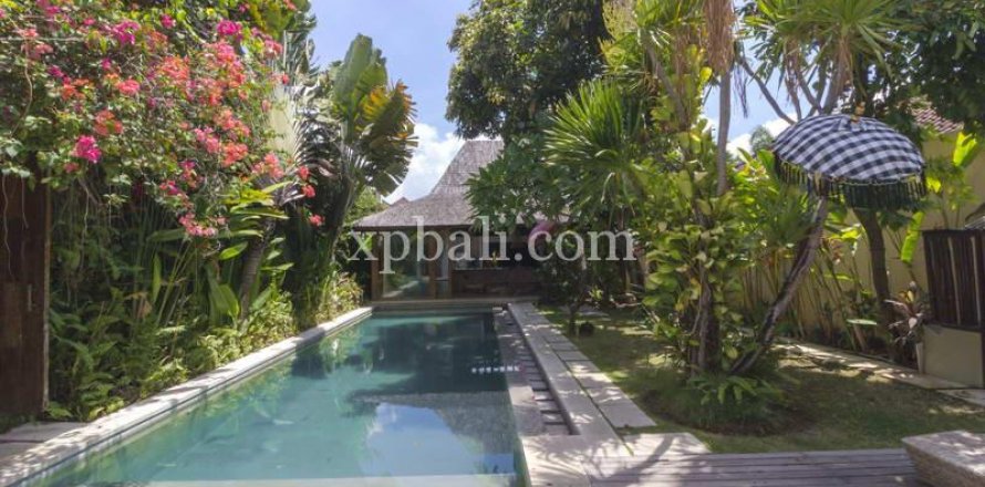 4 bedrooms Villa in Seminyak, Badung, Indonesia No. 343