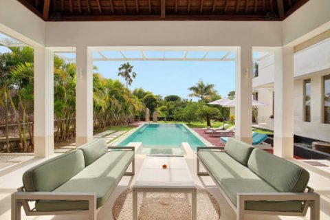 Вилла с 5 спальнями в Canggu, Бадунг, Индонезия № 8304 2