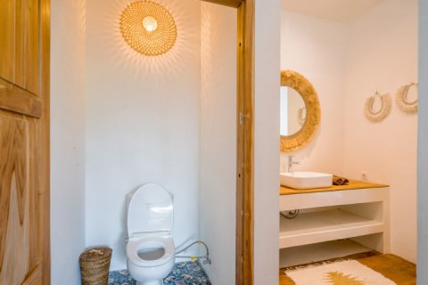 3 bedrooms Villa in Canggu, Badung, Indonesia No. 8305 27