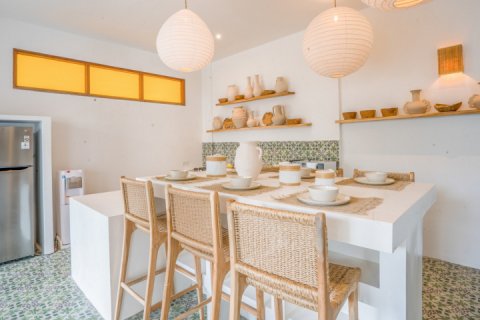 3 bedrooms Villa in Canggu, Badung, Indonesia No. 8305 17