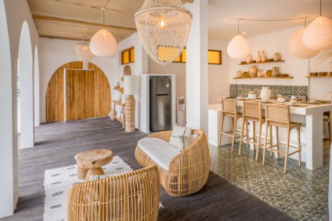 3 bedrooms Villa in Canggu, Badung, Indonesia No. 8305 5