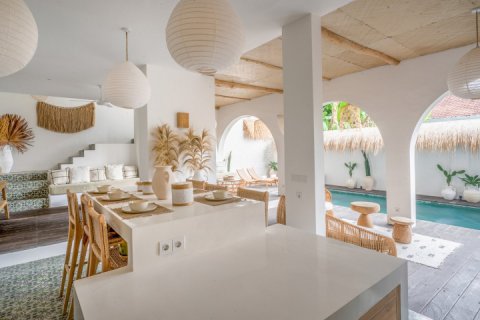 3 bedrooms Villa in Canggu, Badung, Indonesia No. 8305 15