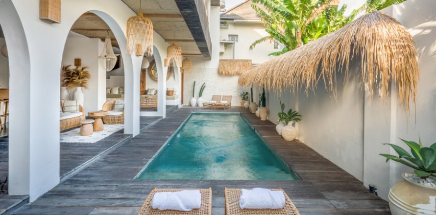 3 bedrooms Villa in Canggu, Badung, Indonesia No. 8305