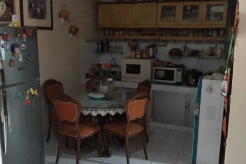 Дом с 4 спальнями в Семаранг, Индонезия № 6757 4