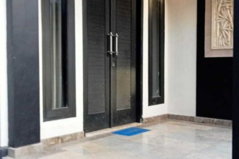 Дом с 4 спальнями в Kuta, Бадунг, Индонезия № 6762 6