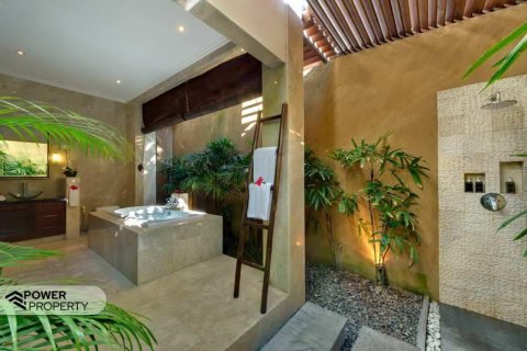 3 bedrooms Villa in Seminyak, Badung, Indonesia No. 9108 15