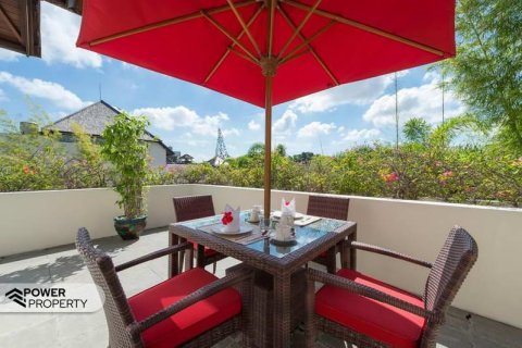 3 bedrooms Villa in Seminyak, Badung, Indonesia No. 9108 14