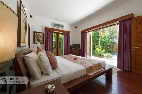 3 bedrooms Villa in Seminyak, Badung, Indonesia No. 9108 16