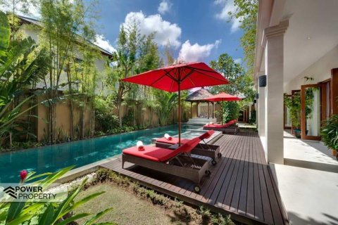 3 bedrooms Villa in Seminyak, Badung, Indonesia No. 9108 11