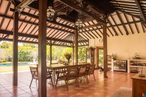 6 bedrooms Villa in Jimbaran, Badung, Indonesia No. 11010 26