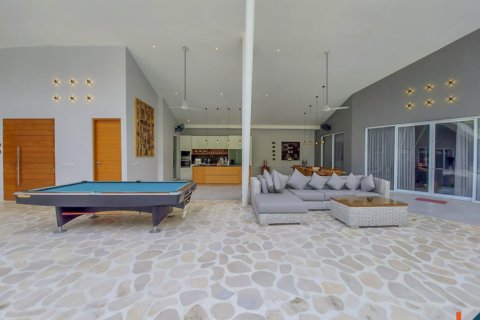 4 bedrooms Villa in Badung, Indonesia No. 11005 14