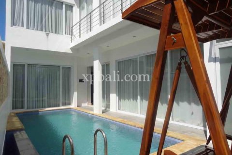 3 bedrooms Villa in Denpasar, Indonesia No. 433