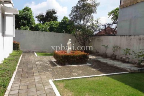 3 bedrooms Villa in Kerobokan, Badung, Indonesia No. 438 9