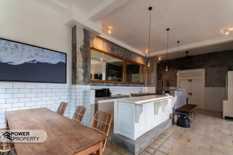 4 bedrooms Villa in Kerobokan, Badung, Indonesia No. 129 3
