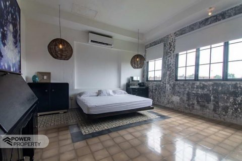 4 bedrooms Villa in Kerobokan, Badung, Indonesia No. 129