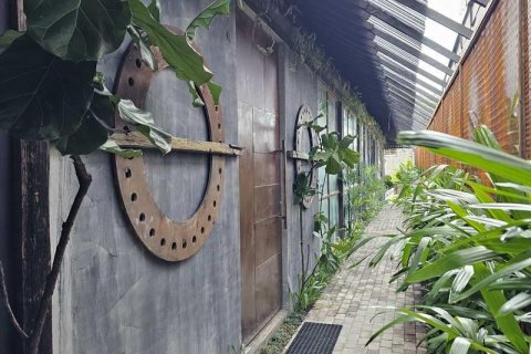 4 bedrooms Villa in Kerobokan, Badung, Indonesia No. 129 14