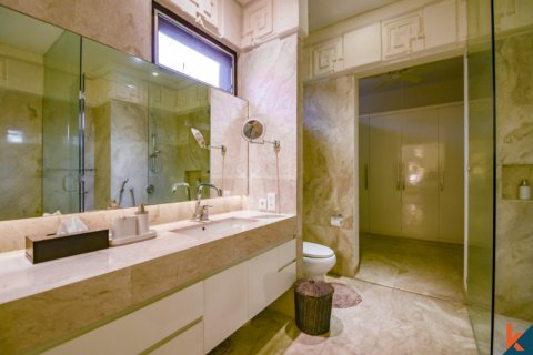 4 bedrooms Villa in Kerobokan, Badung, Indonesia No. 11291 23