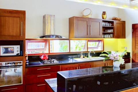 Вилла с 7 спальнями в Kerobokan, Бадунг, Индонезия № 11286 8