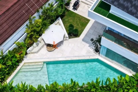 5 bedrooms Villa in Canggu, Badung, Indonesia No. 11777
