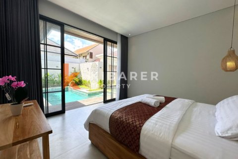 3 bedrooms Villa in Jimbaran, Badung, Indonesia No. 11775 20