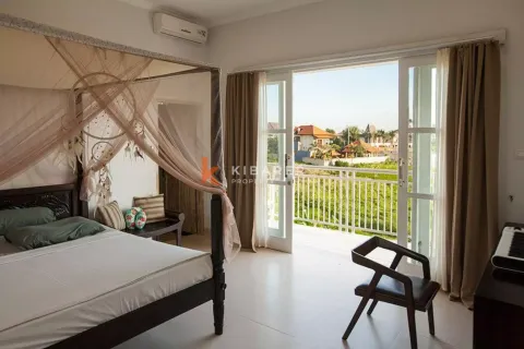 3 bedrooms Villa in Canggu, Badung, Indonesia No. 11778 7