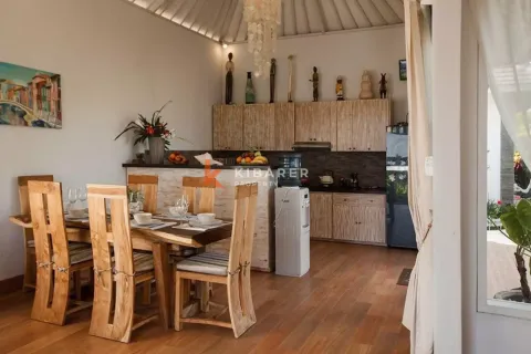 3 bedrooms Villa in Canggu, Badung, Indonesia No. 11778 4