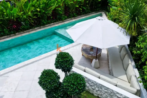 5 bedrooms Villa in Canggu, Badung, Indonesia No. 11776 10
