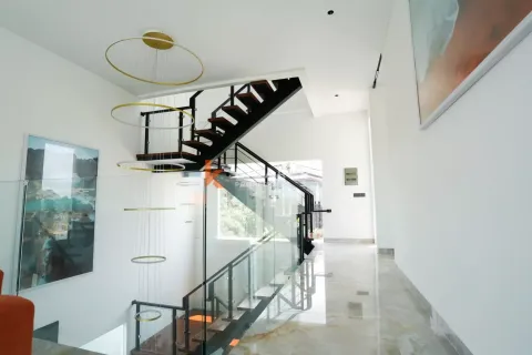 5 bedrooms Villa in Canggu, Badung, Indonesia No. 11776 24