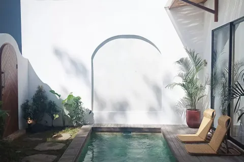 2 bedrooms Villa in South Kuta, Badung, Indonesia No. 10752