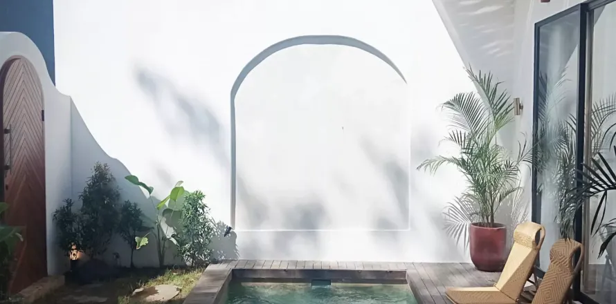 2 bedrooms Villa in South Kuta, Badung, Indonesia No. 10752