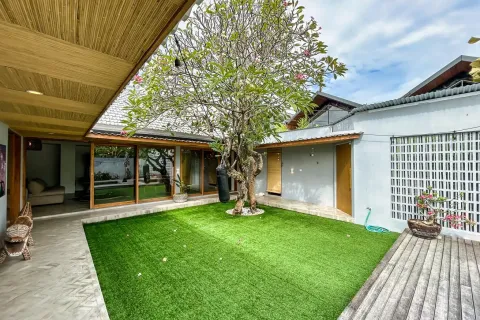 3 bedrooms Villa in Badung, Indonesia No. 10641 3