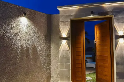 2 bedrooms Villa in Tibubeneng, Badung, Indonesia No. 10643 3