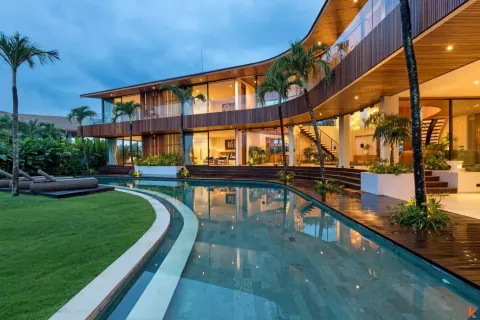 5 bedrooms Villa in Tumbak Bayuh, Mengwi, Badung, Indonesia No. 10646 2