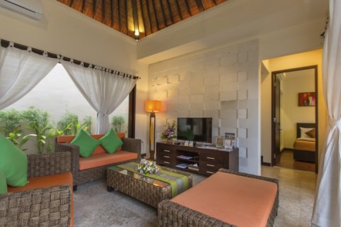 2 bedrooms Villa in South Kuta, Badung, Indonesia No. 1660 7