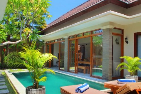 2 bedrooms Villa in Seminyak, Badung, Indonesia No. 1657 3