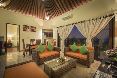 2 bedrooms Villa in South Kuta, Badung, Indonesia No. 1659 10