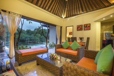 2 bedrooms Villa in South Kuta, Badung, Indonesia No. 1659 8