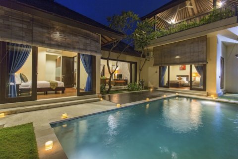 2 bedrooms Villa in South Kuta, Badung, Indonesia No. 1659 3